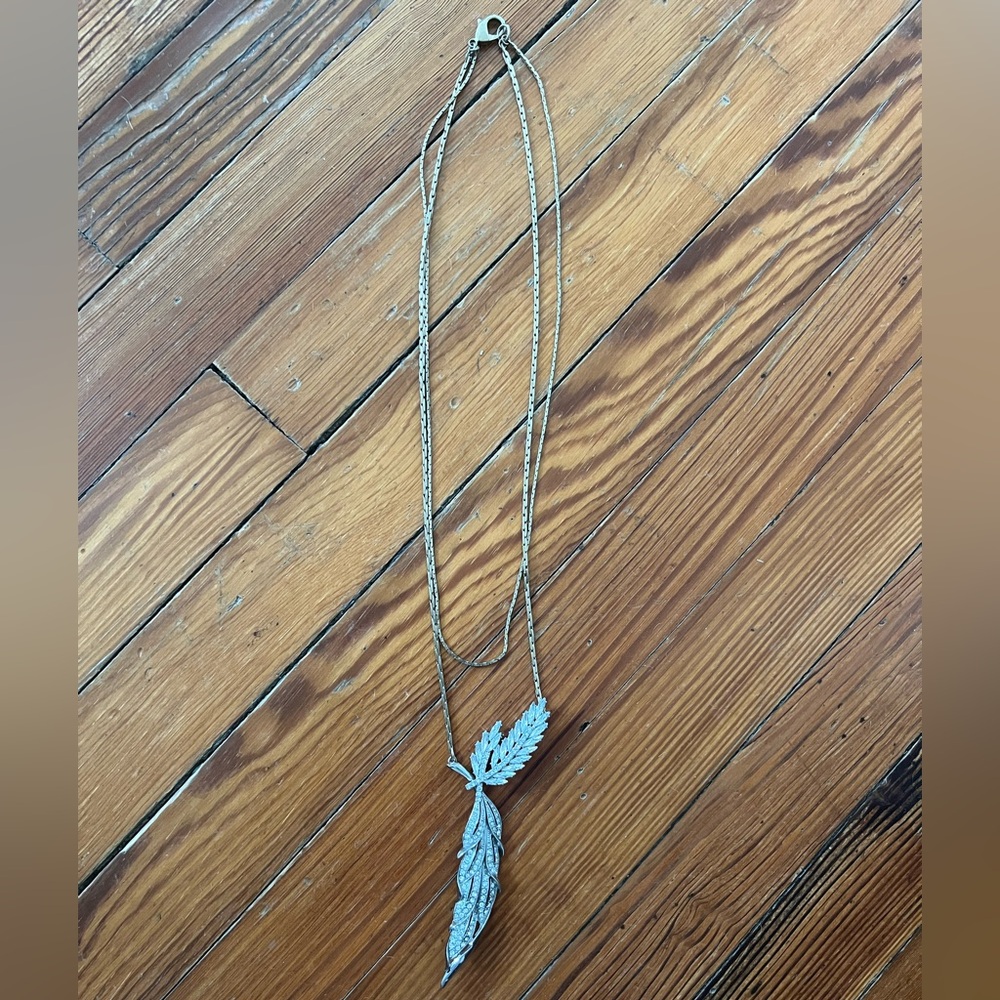 Lulu Frost for j.crew “wheat” Leaf feather Pendant Necklace w swarovski crystals